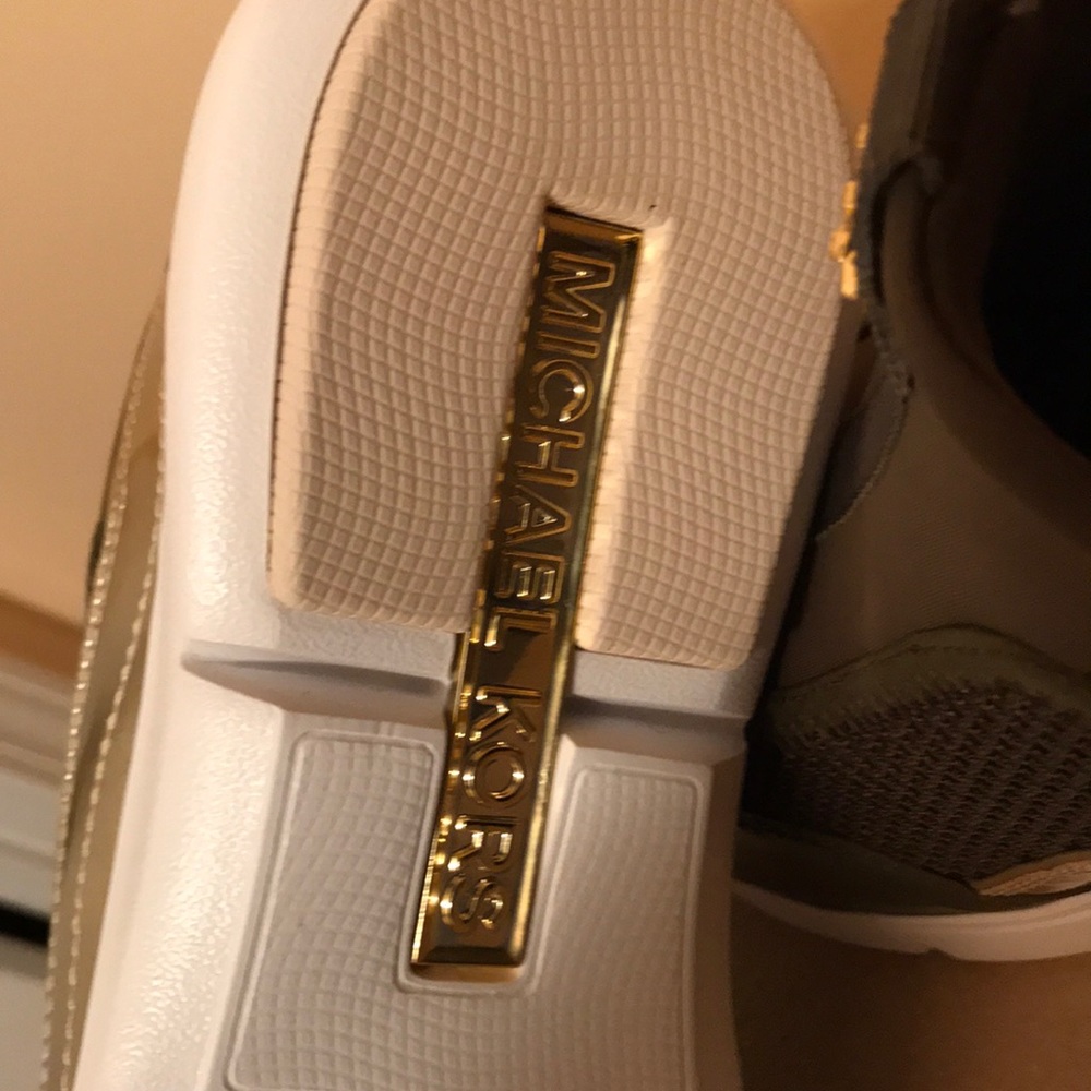 Michael Kors women’s Fall/winter slip ons NEW - Picture 6 of 7